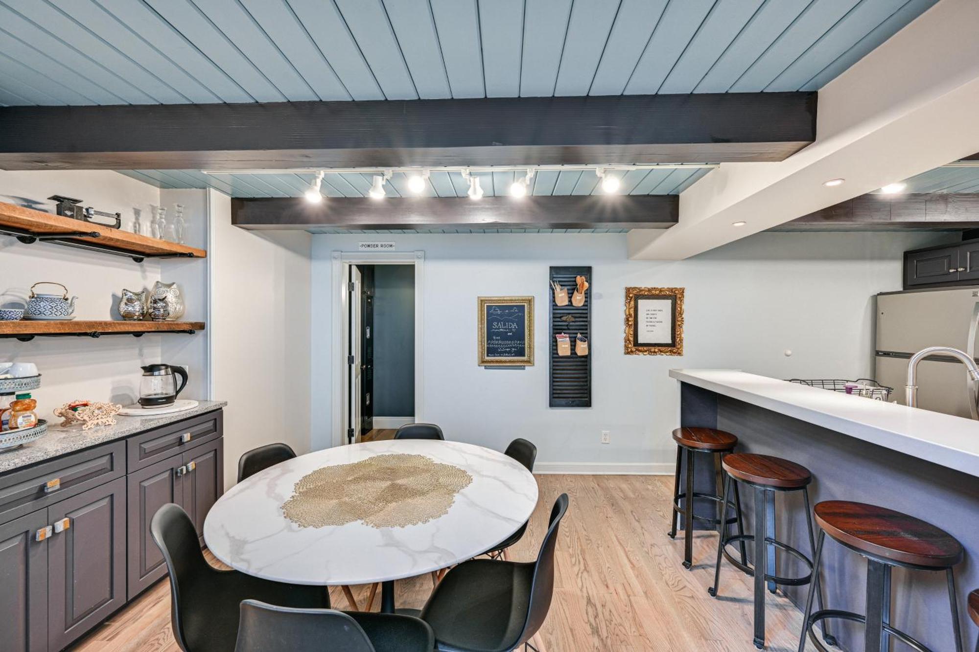 Walk To Arkansas River Historic Palace Loft! 萨利达 外观 照片